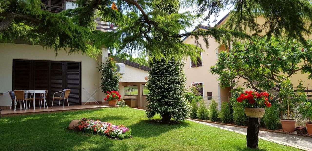 Fiori Apartment Umag Exterior photo