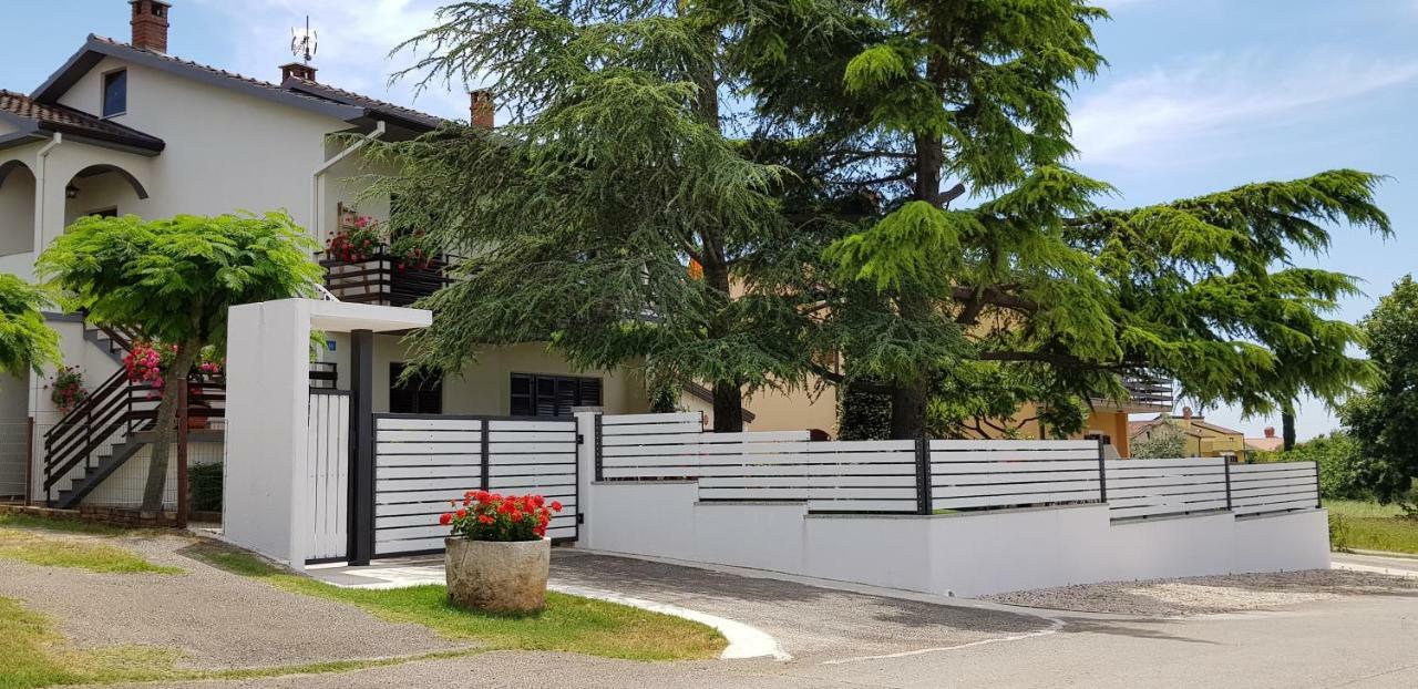 Fiori Apartment Umag Exterior photo